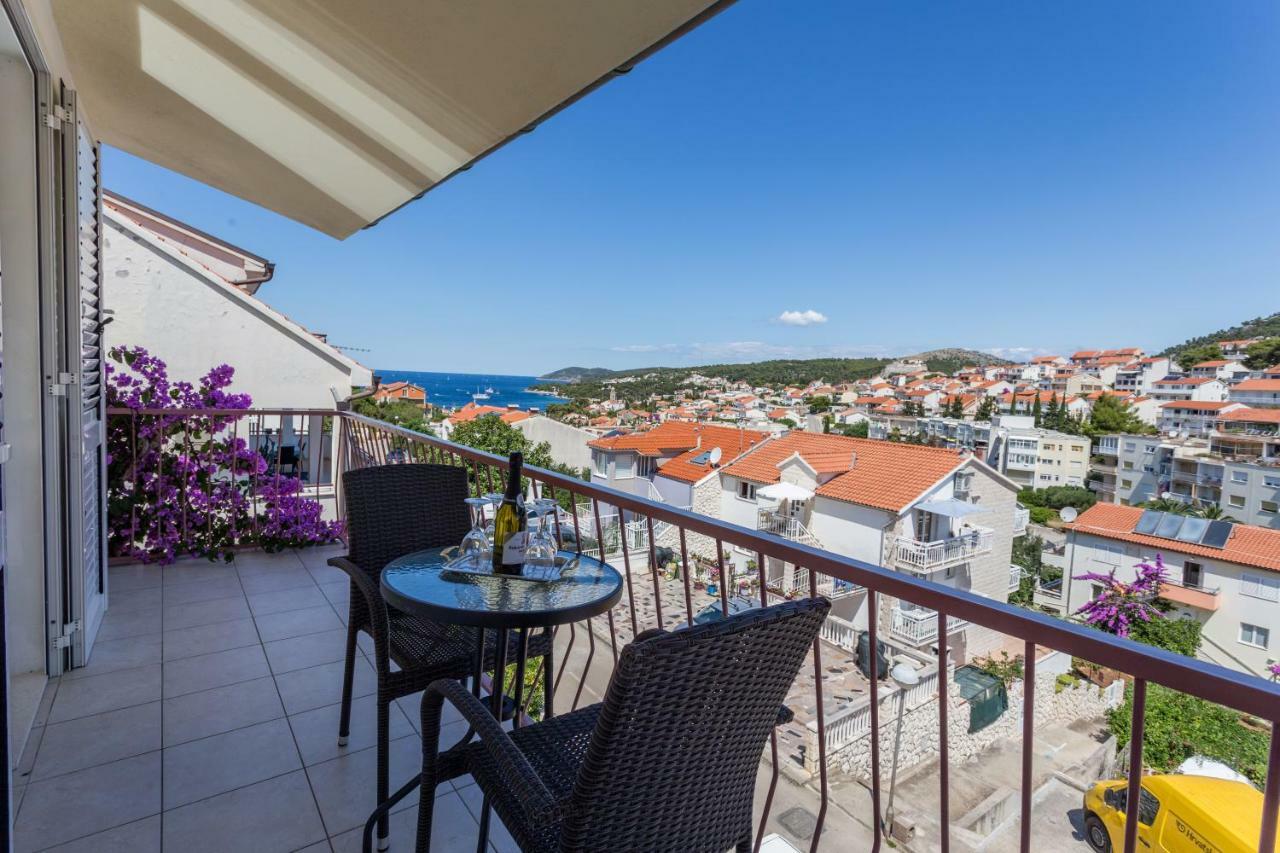Apartments Sanja Hvar Town Exterior foto