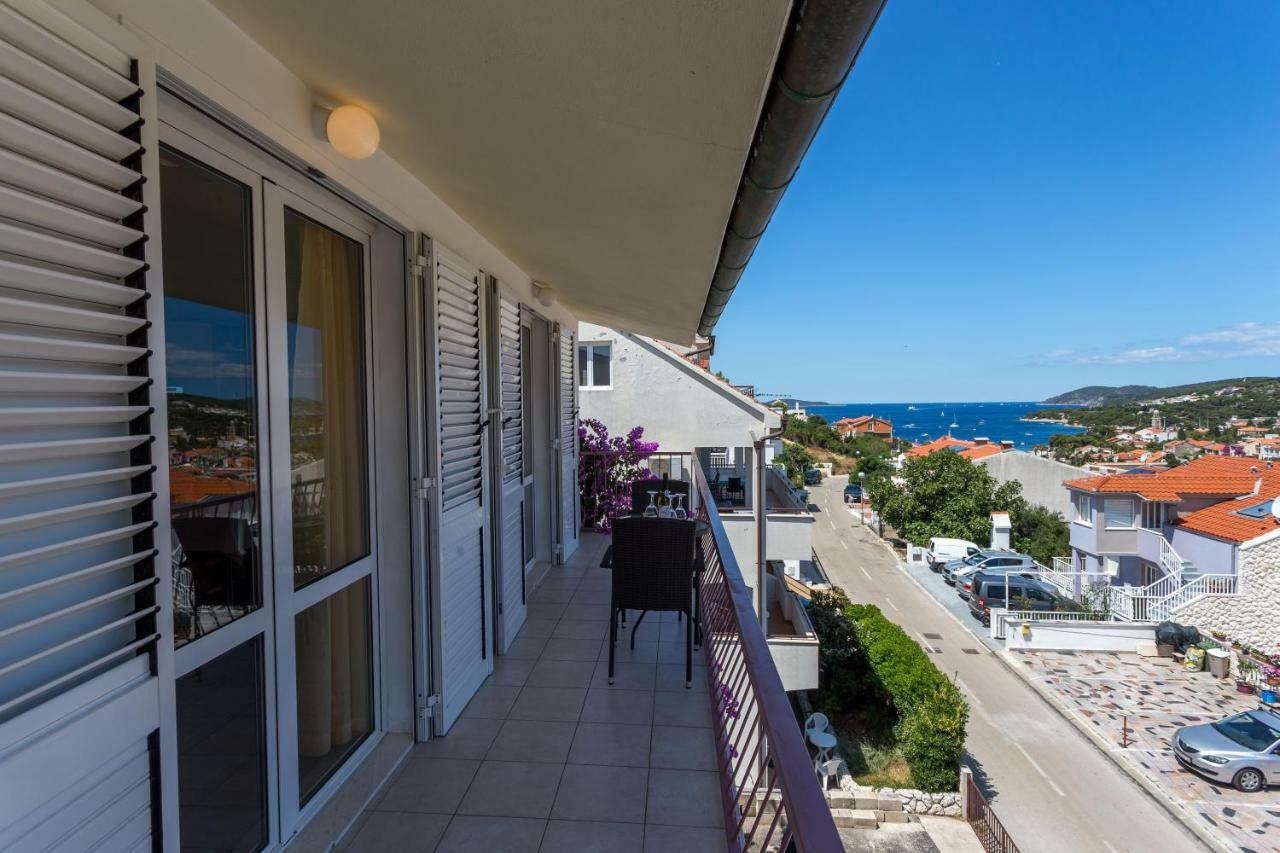 Apartments Sanja Hvar Town Exterior foto